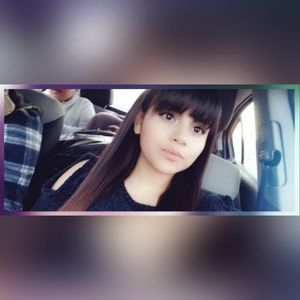 Meet your Posher, Ofelia